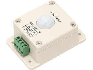 PIR spínač LED pásikov 12-24V 8A