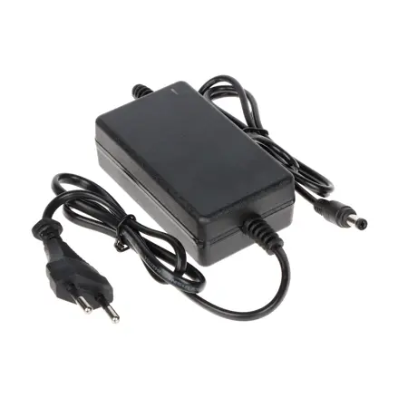 Impulzný zdroj 12V / 2A (2.1/5.5mm)