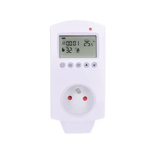 Zásuvkový termostat SOLIGHT DT40 Zásuvkový termostat SOLIGHT DT40